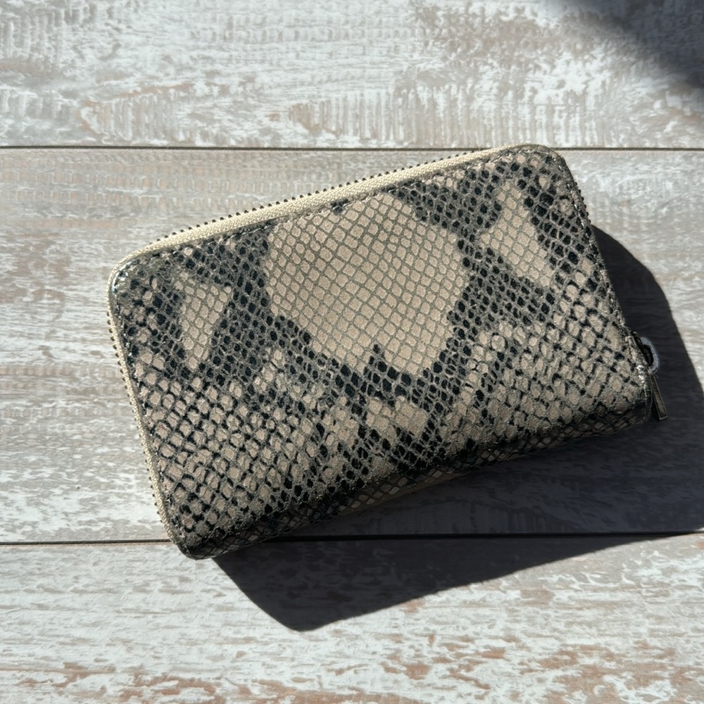Michael Kors Wallet Snake Print‎ - Picture 2 of 7